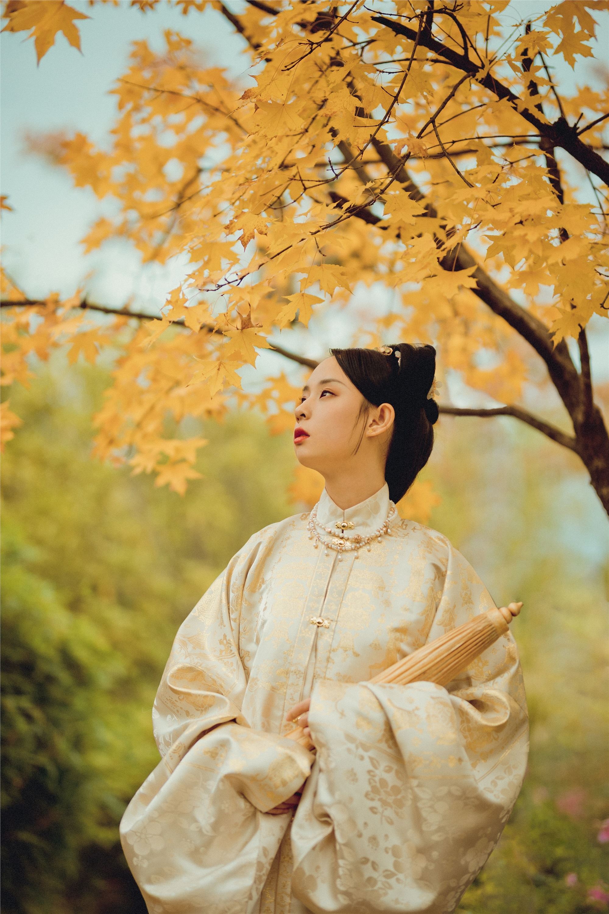 YITUYU艺图语 2021.09.03 寻枫 冯友薇